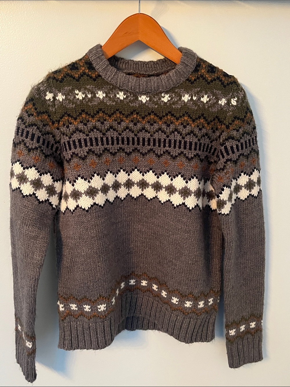American Eagle Outfitters Gray Crewneck Sweater with Olive and Brown Fair Isle